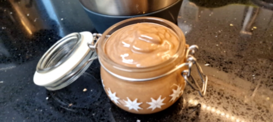 Crema de avellanas sin azúcar y sin gluten con el toque de María