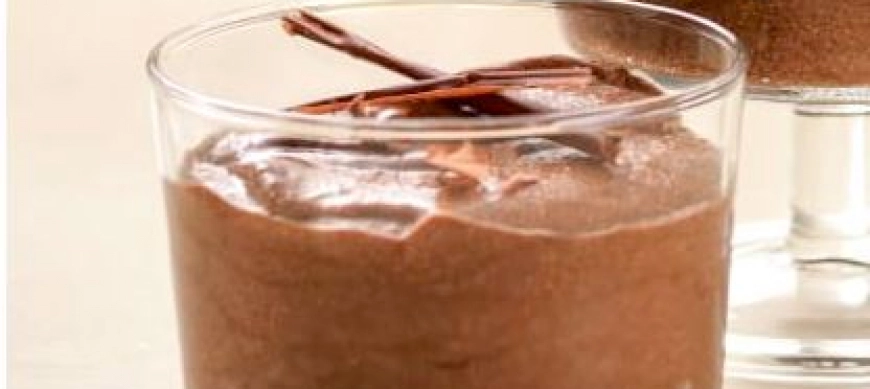 Mousse de chocolate sin gluten ni azúcares con Thermomix