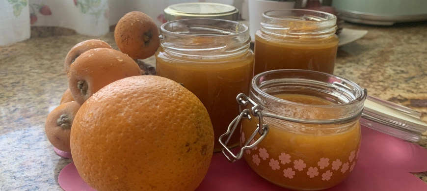 Mermelada de nísperos y naranjas
