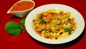Lacitos de colores con verduras